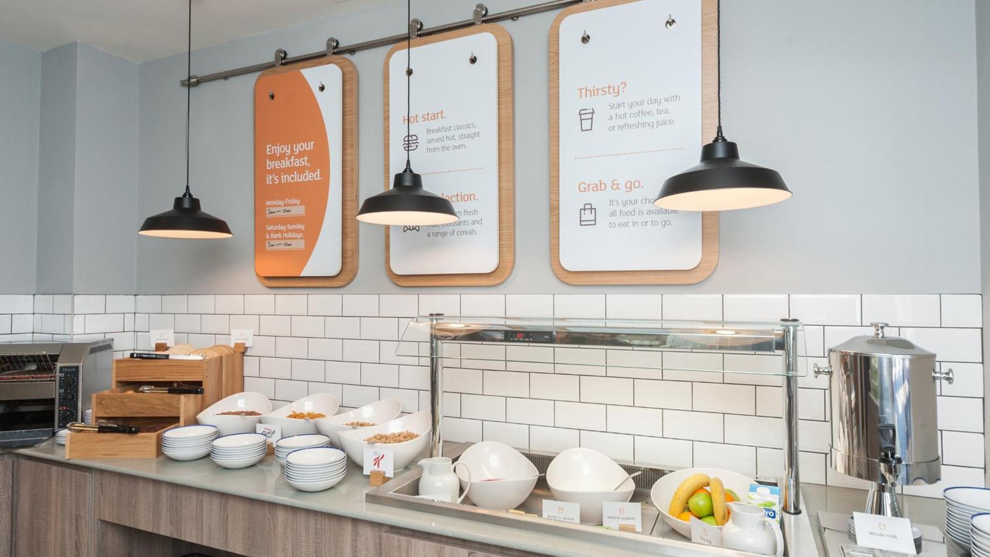 Holiday Inn Express Aberdeen Airport By Ihg Dyce Exteriér fotografie